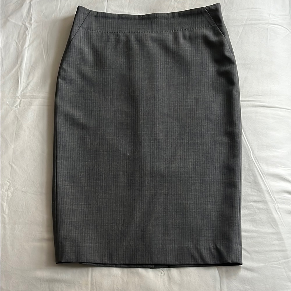 Banana Republic Grey Lightweight Wool Pencil Skirt Size 0